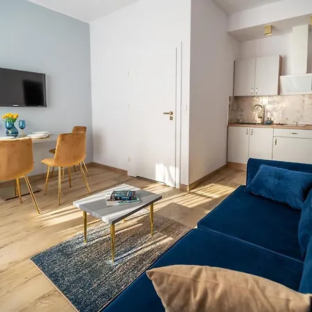 מלון דירות Helios 4*