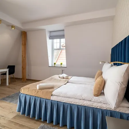 מלון דירות Helios 4*