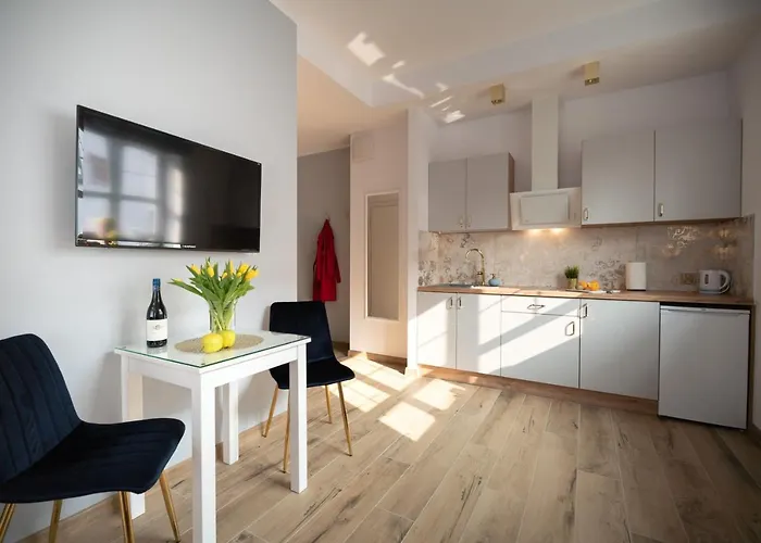 Helios 4* 斯维诺乌伊希切