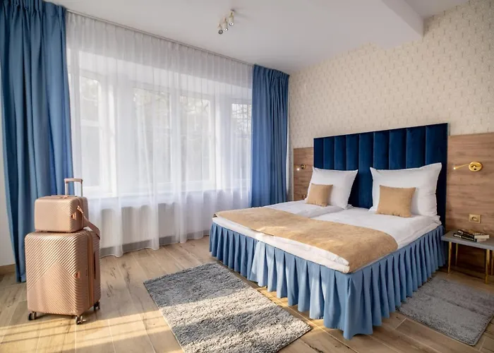 Helios Aparthotel 4*